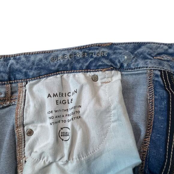 American Eagle Super Hi-Rise Flare Jeans Women 14 Distressed Next Level Stretch - Picture 5 of 15